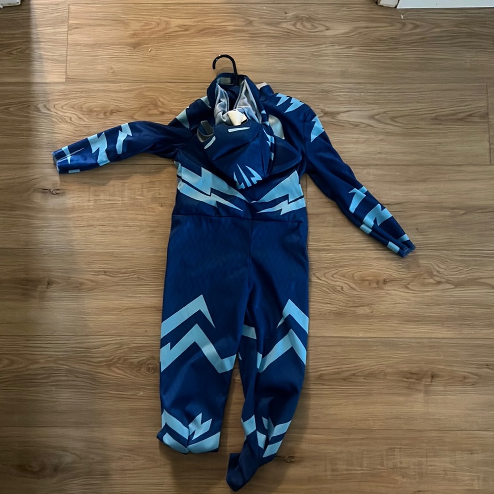 Boys 4t PJ Masks halloween costume NWT